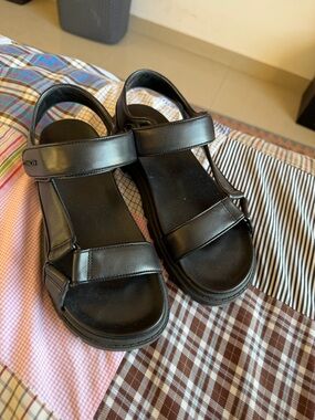 Coach Black Leather Sandals